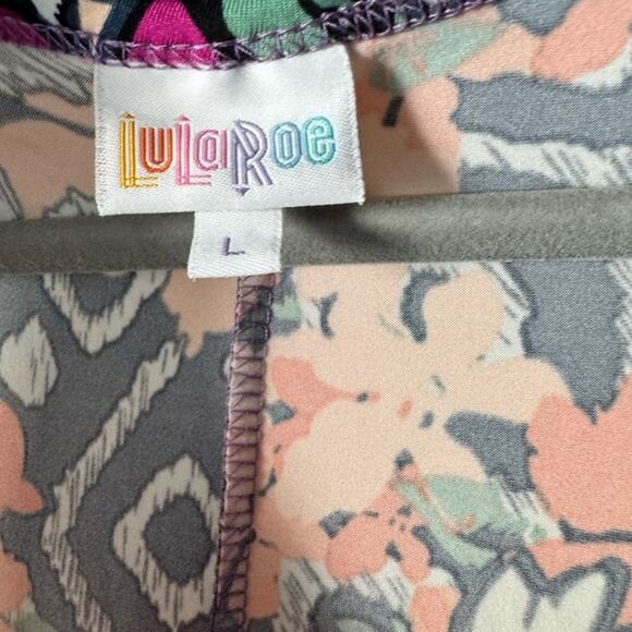 Effortlessly fun & flattering – your go-to LuLaRoe maxi for any occasion! - Picture 2 of 5